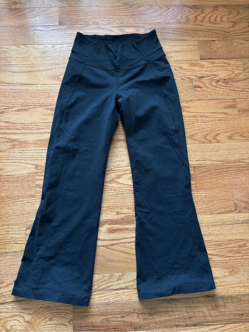 Lululemon Fast and Free High-Rise 26” inseam slightly flared pants size 8